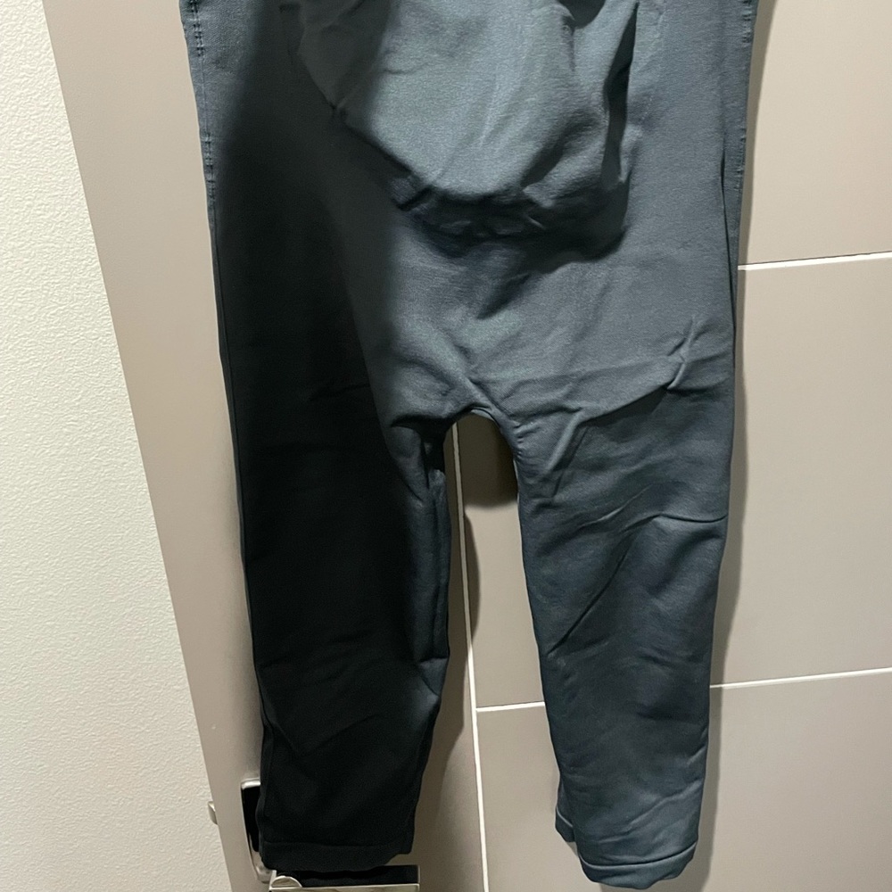 MATERNITY BELLY SUPPORT CROP LEGGINGS